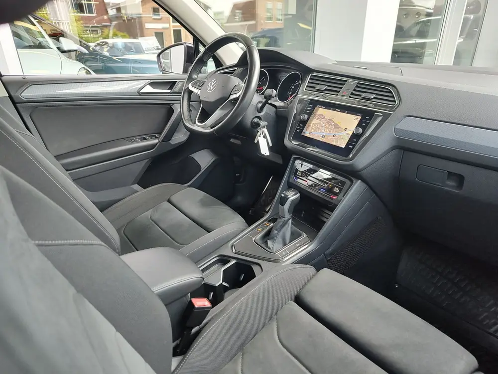 Volkswagen Tiguan 1.5 TSI ELEGANCE DSG - DSG GEREVISEERD- | uit 2021, foto 9