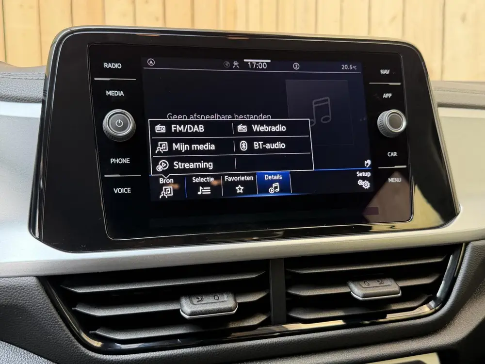 Volkswagen T-Roc 1.0 TSI Life 75 Edition Apple CarPlay/Andro uit 2022, foto 15