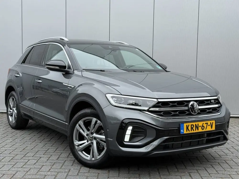 Volkswagen T-Roc 1.5 TSI R-Line Carplay Camera Led Acc Trekh uit 2025, foto 3