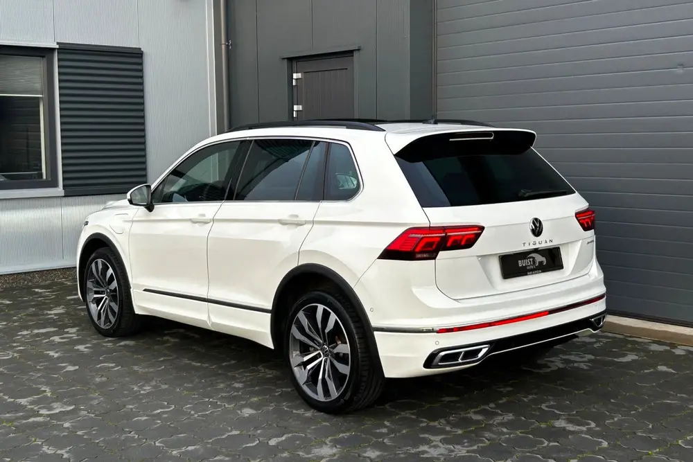 Volkswagen Tiguan 1.4 TSI eHybrid R-Line 245pk PANO TREKHAAK uit 2021, foto 15