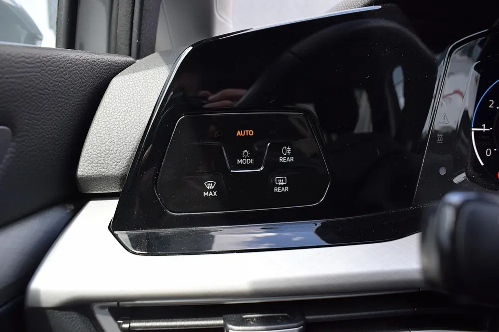Volkswagen Golf Variant 1.0 TSI Life | Apple CarPlay | LED | uit 2023, foto 12