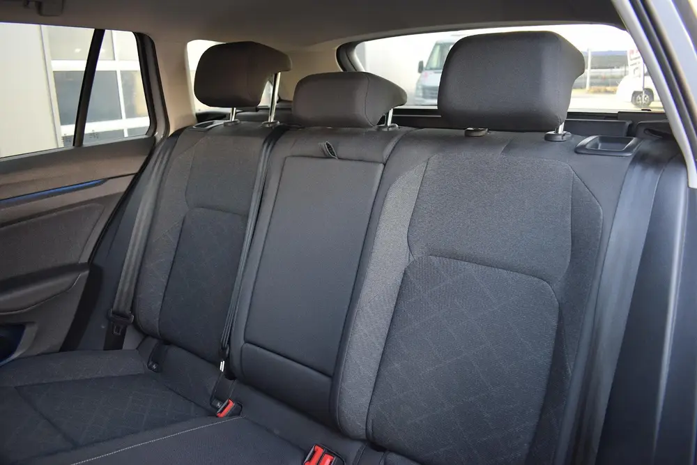 Volkswagen Golf Variant 1.0 TSI Life | Apple CarPlay | LED | uit 2023, foto 6