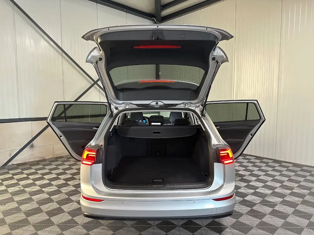 Volkswagen Golf Variant 1.0 TSI | Life Business | Navi | Cam uit 2021, foto 6
