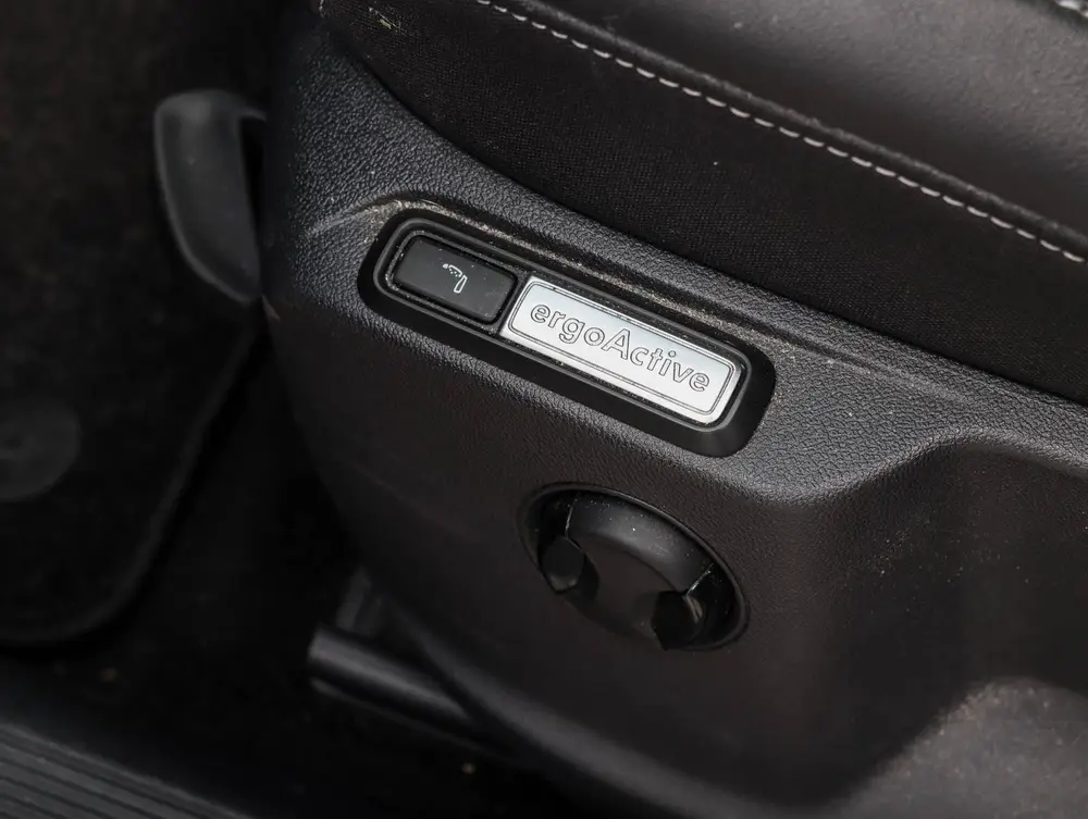 Volkswagen T-Roc 1.0 TSI Style 110PK Alcantara stoelen Camer uit 2022, foto 5