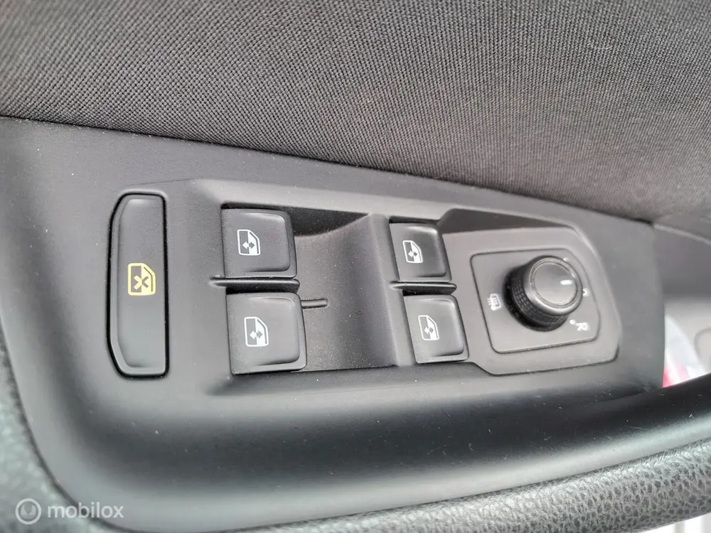 Volkswagen Passat Variant 1.5 TSI Business camera trekhaak uit 2019, foto 14