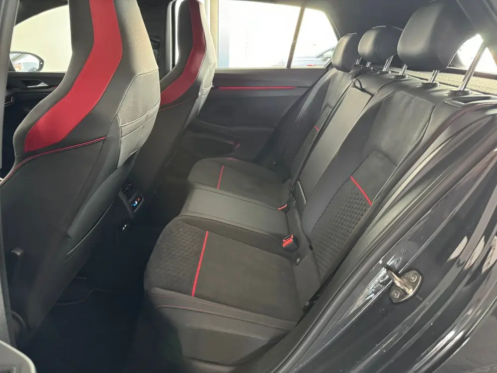 Volkswagen Golf 2.0 TSI GTI Clubsport Pano|H/K|IQ|Camera uit 2023, foto 17