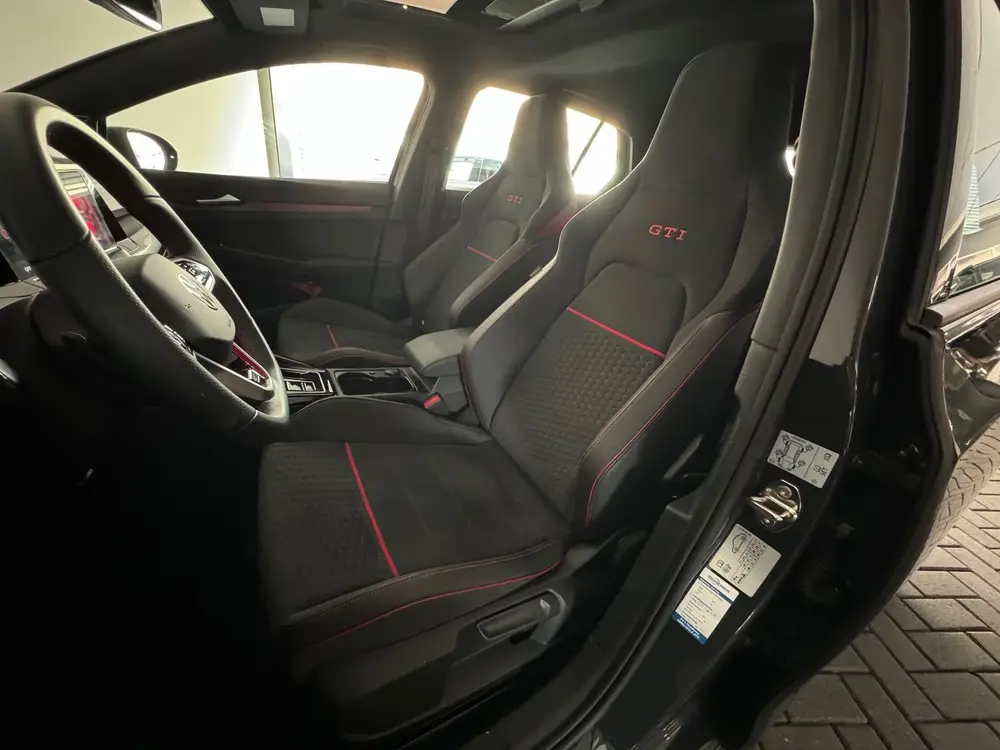 Volkswagen Golf 2.0 TSI GTI Clubsport Pano|H/K|IQ|Camera uit 2023, foto 6