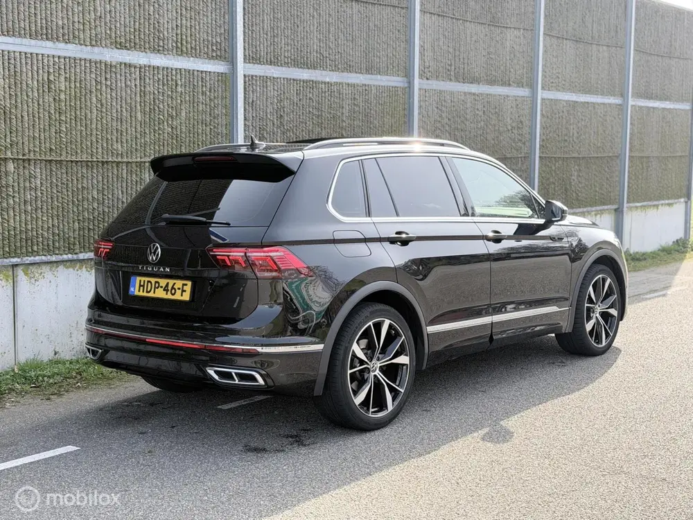 Volkswagen Tiguan 1.5 TSI R-Line Business+ PANO/360•CAMERA uit 2020, foto 4