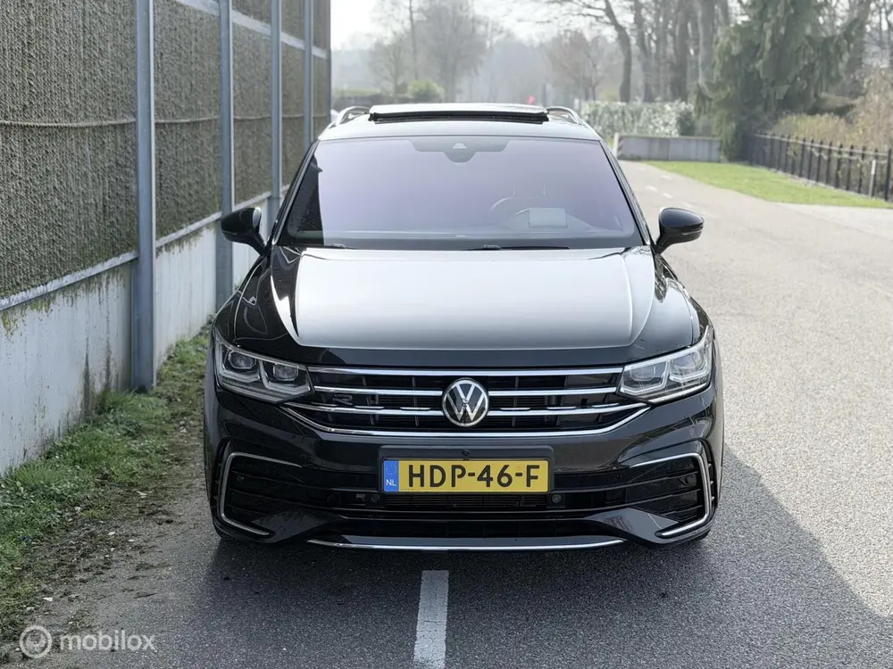 Volkswagen Tiguan 1.5 TSI R-Line Business+ PANO/360•CAMERA uit 2020, foto 8