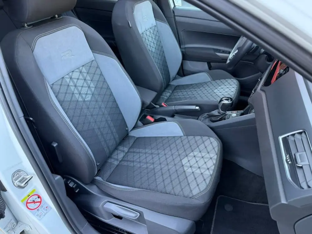 Volkswagen Polo 1.0 TSI R-Line 115Pk Pano ACC IQ Light Navi uit 2024, foto 11