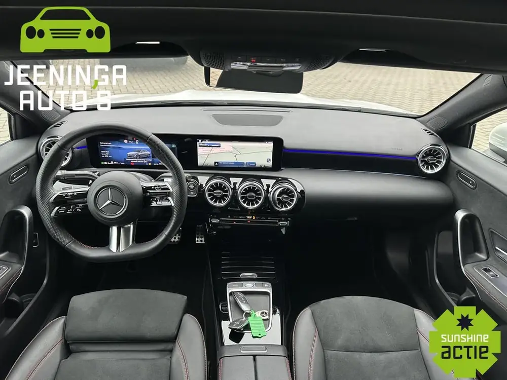 Mercedes-Benz A-Klasse Mercedes A-klasse 180 AMG Line|Distronic|Pano|18"AMG-wielen| uit 2023, foto 2