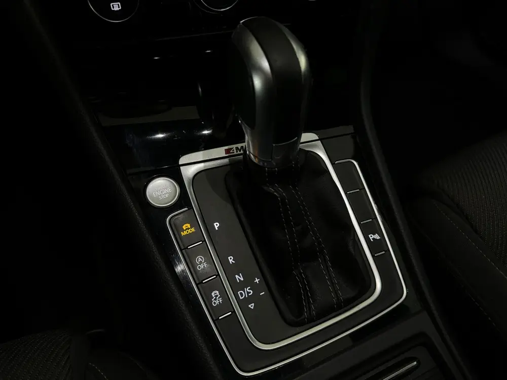 Volkswagen Golf 2.0 TSI 4Motion R Pano|Keyless|Dynaudio|Sfee uit 2019, foto 17