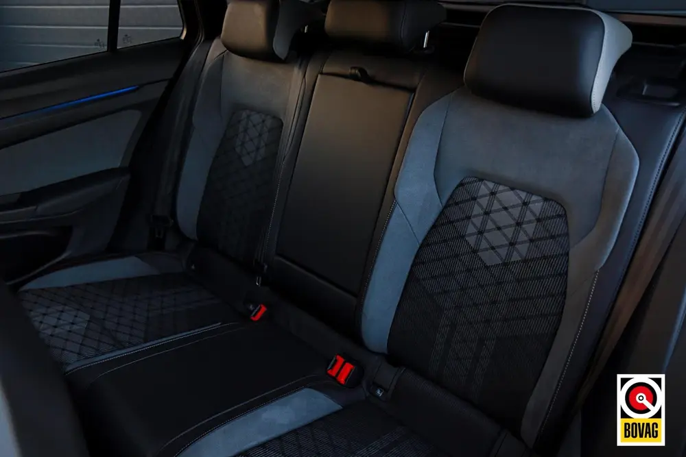 Volkswagen Golf Variant 1.5 eTSI R-Line /LED/IQ-LIGHT/SFEERV uit 2022, foto 9