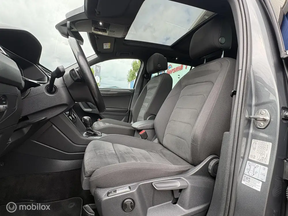 Volkswagen Tiguan 1.5 TSI ACT Highline Business R|Trekhaak|A uit 2019, foto 18