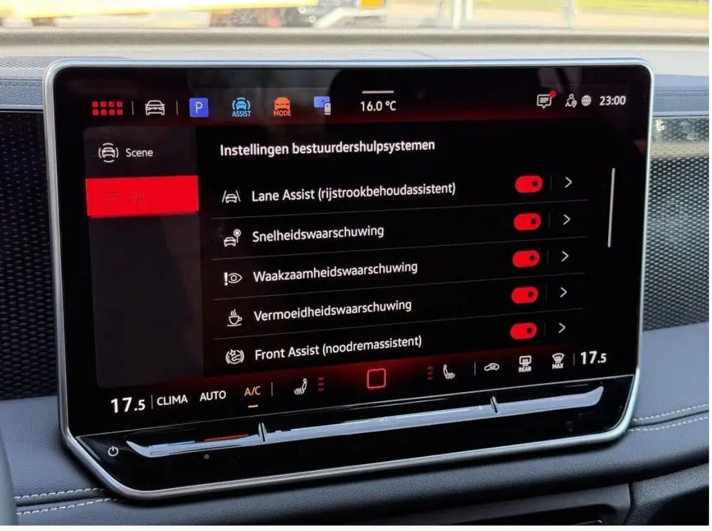 Volkswagen Tiguan 2025 eHybrid 204 pk DSG goal editie uit 2025, foto 15
