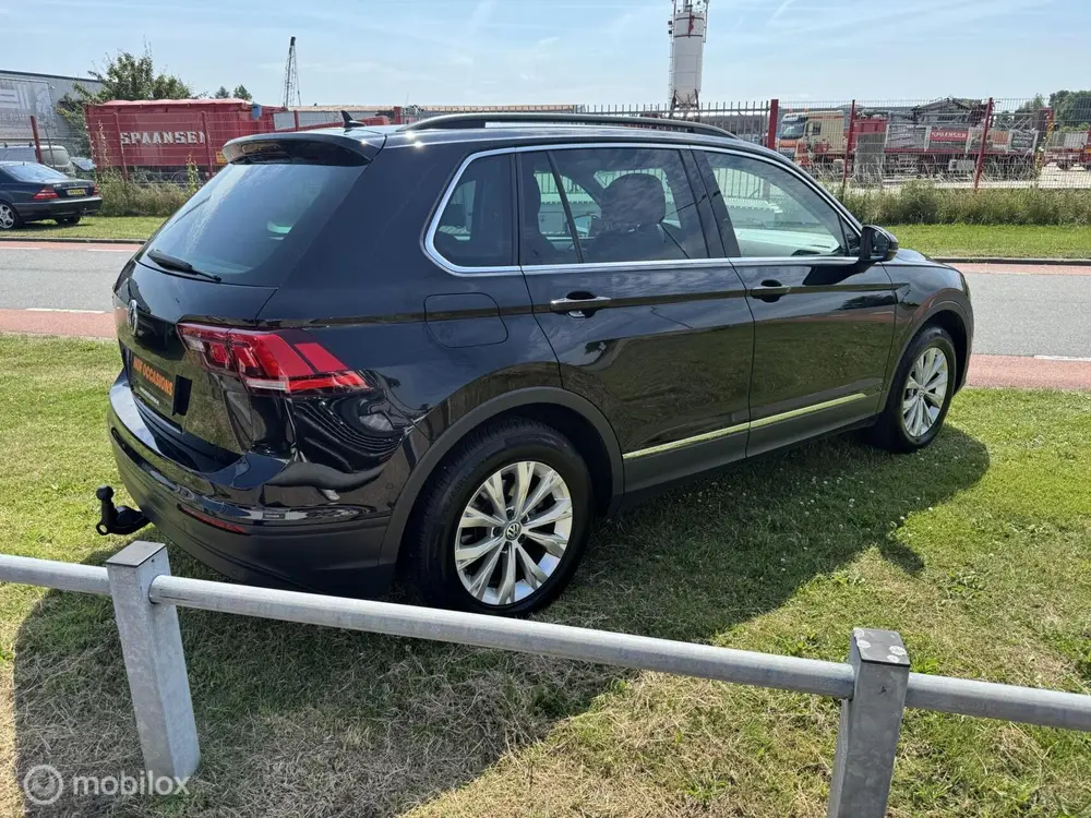 Volkswagen Tiguan 1.5 TSI ACT Highline TREKHAAK/MASSAGE/AUTO uit 2020, foto 9
