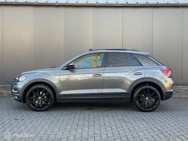Volkswagen T-Roc 1.5 TSI Black Edition|Pano|Virtual|Beats| T uit 2021, foto 13