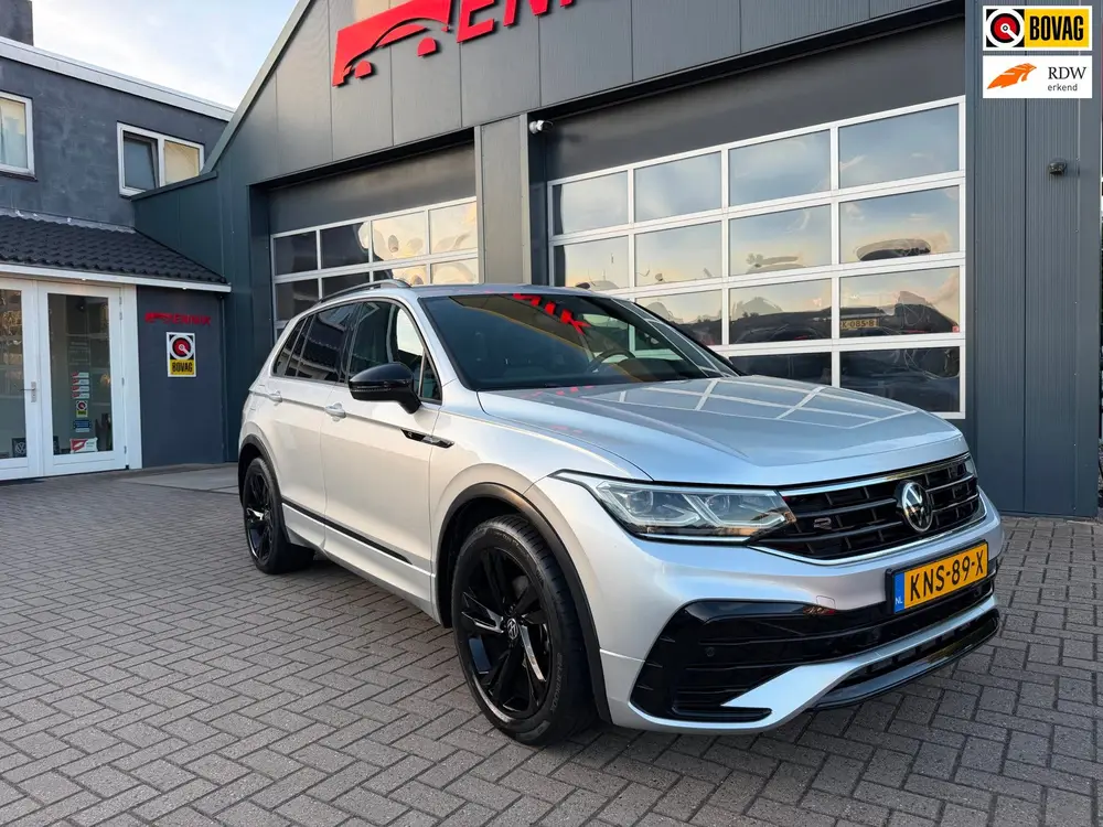 Volkswagen TIGUAN 1.5 TSI R-Line Business+/ ACC / Black Pack uit 2021
