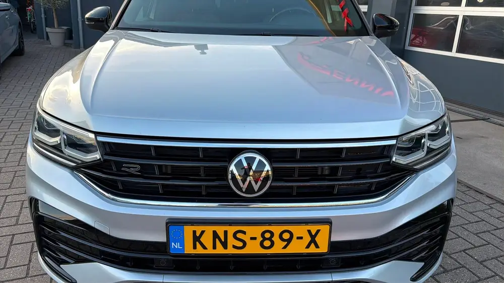 Volkswagen TIGUAN 1.5 TSI R-Line Business+/ ACC / Black Pack uit 2021, foto 4