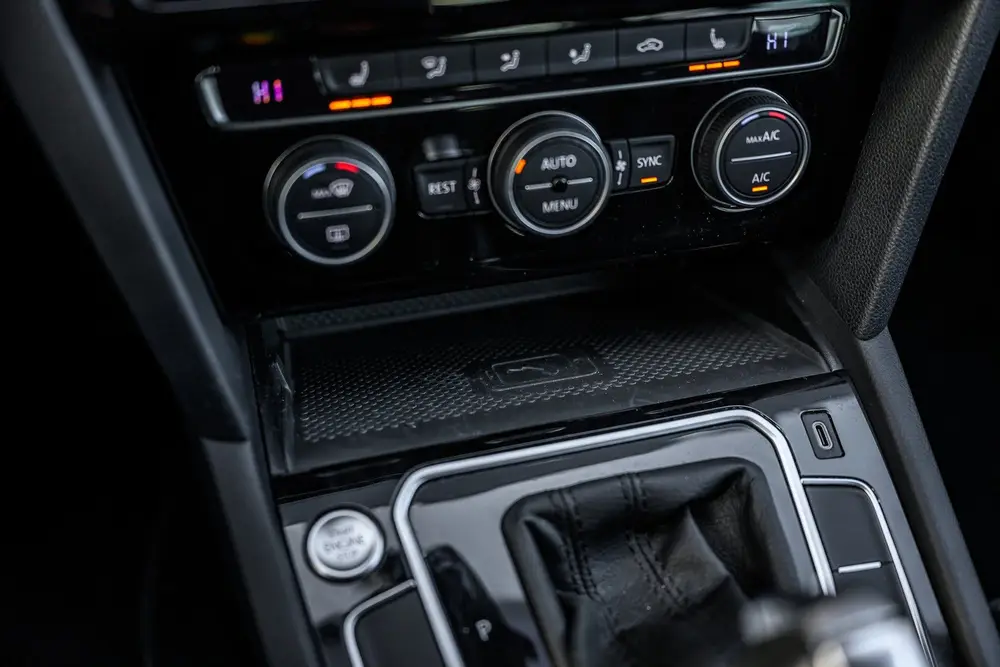 Volkswagen Passat 1.5 TSI R-Line|Camera|Acc|Lane-Assist|Keyl uit 2019, foto 9