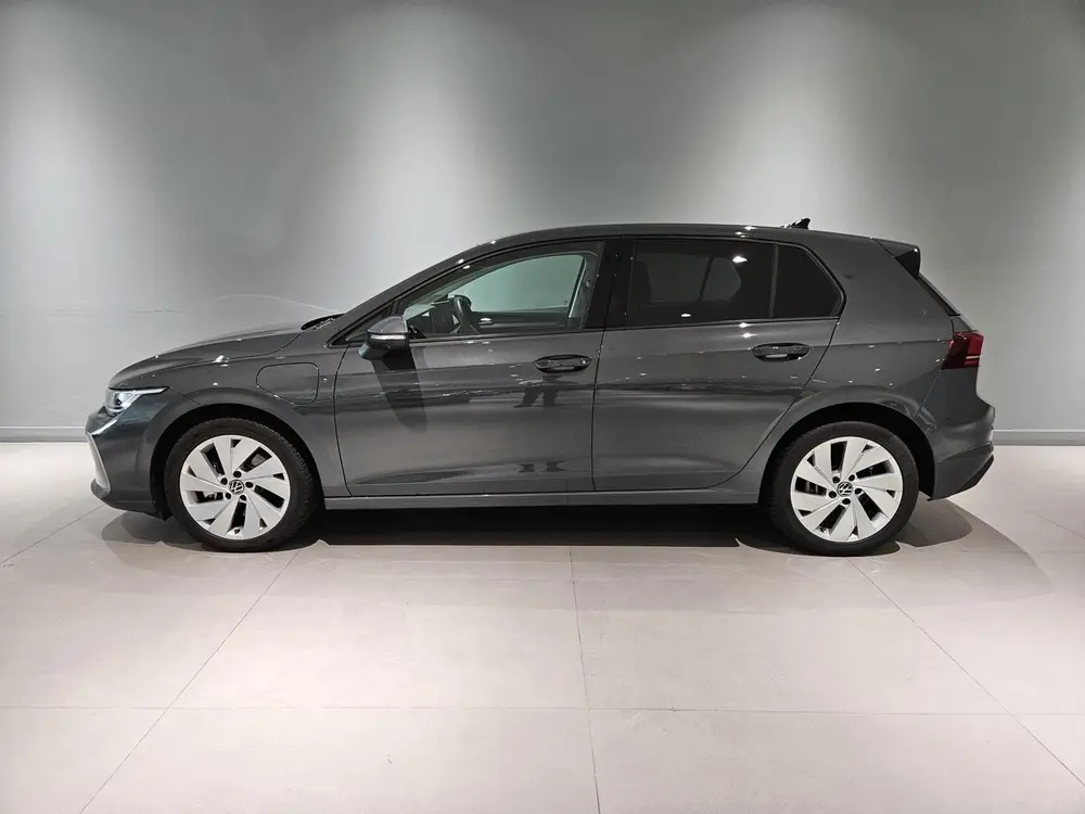 Volkswagen Golf 1.5 eHybrid PHEV 204pk DSG-6 Life Edition uit 2025, foto 9