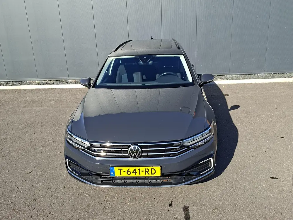 Volkswagen Passat Variant 1.4 TSI PHEV GTE Business panorama uit 2020, foto 7