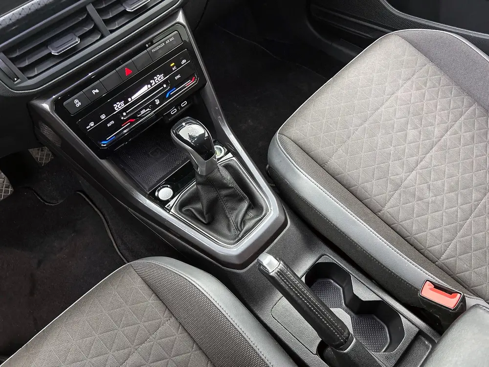 Volkswagen T-cross 1.0 TSI R-Line | Camera | Adaptive Cruise uit 2022, foto 15