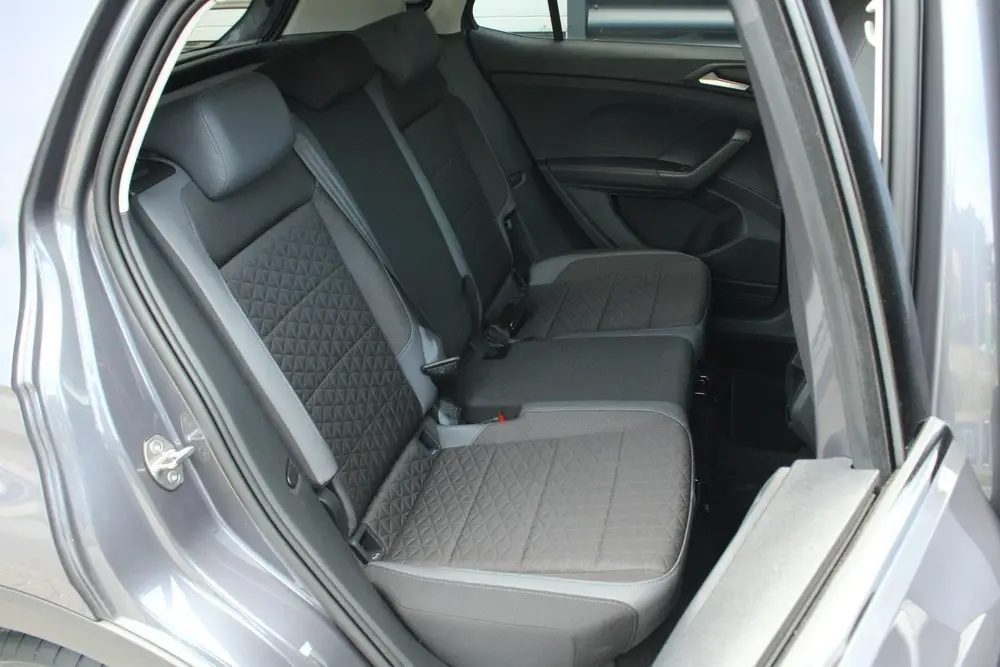 Volkswagen T-Cross 1.0 TSI 110pk DSG Style | Camera Achter | uit 2023, foto 17