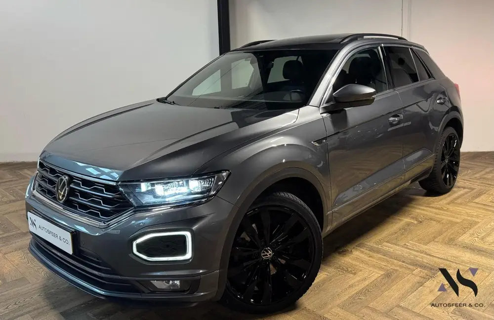 Volkswagen T-Roc 1.5 TSI Sport Business R-Line PANO CAM uit 2020