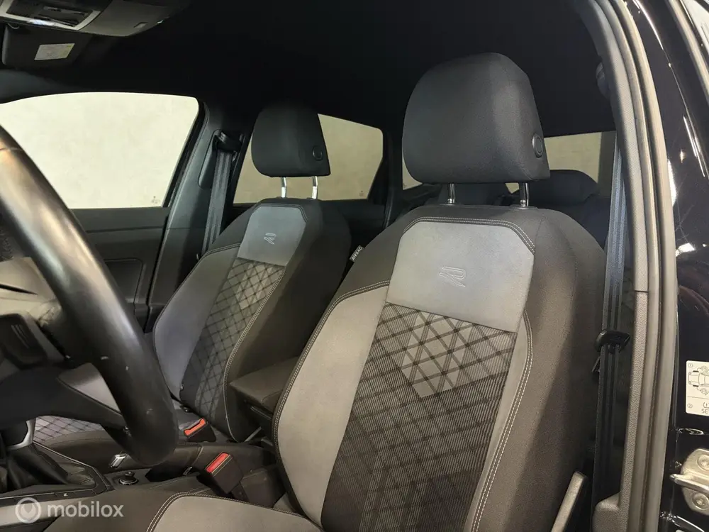 Volkswagen Polo 1.0 TSI R-Line 110 PK DSG FABRIEKSGARANTIE! uit 2024, foto 17