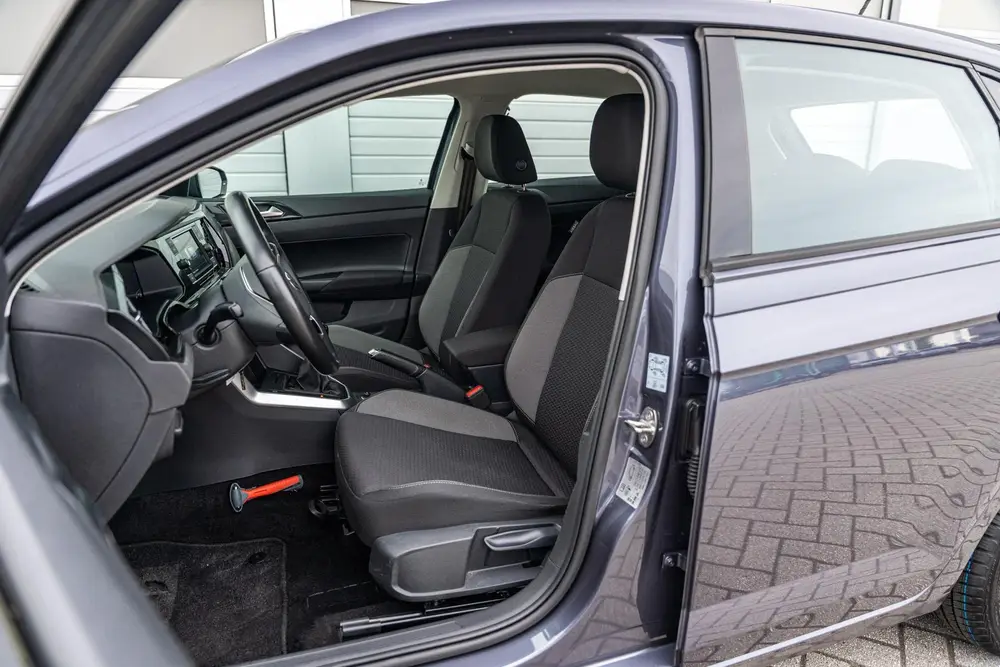 Volkswagen Polo 1.0 TSI 95pk Life | App Connect | Parkeersen uit 2023, foto 4
