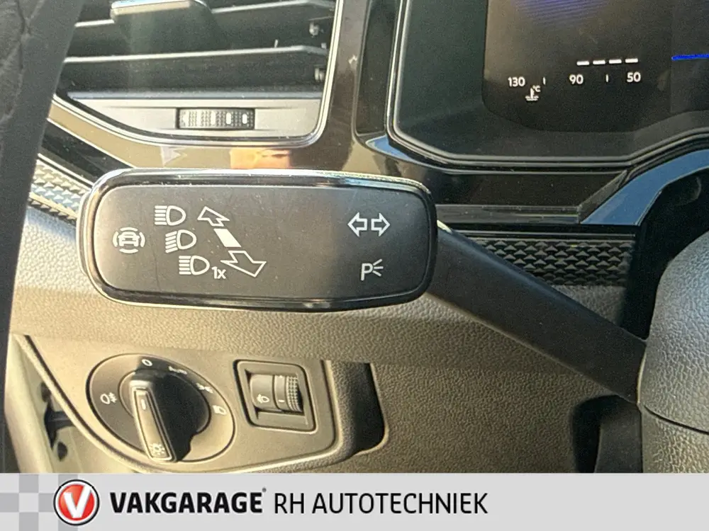 Volkswagen Taigo 1.0 TSI Life Org NL, NAP uit 2023, foto 19