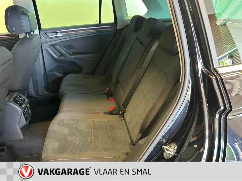 Volkswagen Tiguan VW Tiguan Hybride 1.4 elegance uitvoering uit 2022, foto 13
