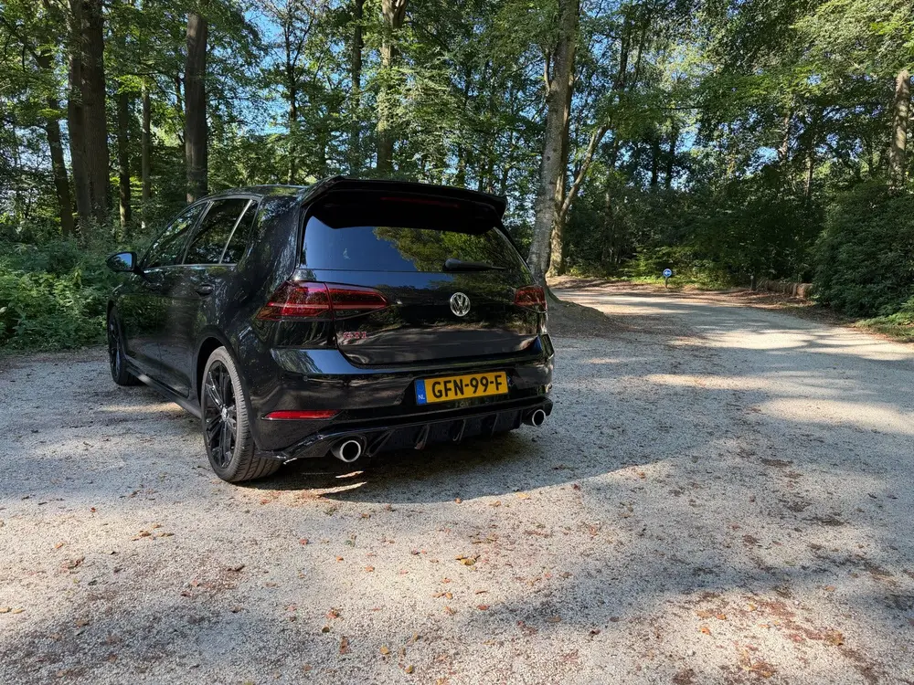 Volkswagen Golf 2.0 TSI 245pk 7-DSG 2019 Zwart uit 2019, foto 4