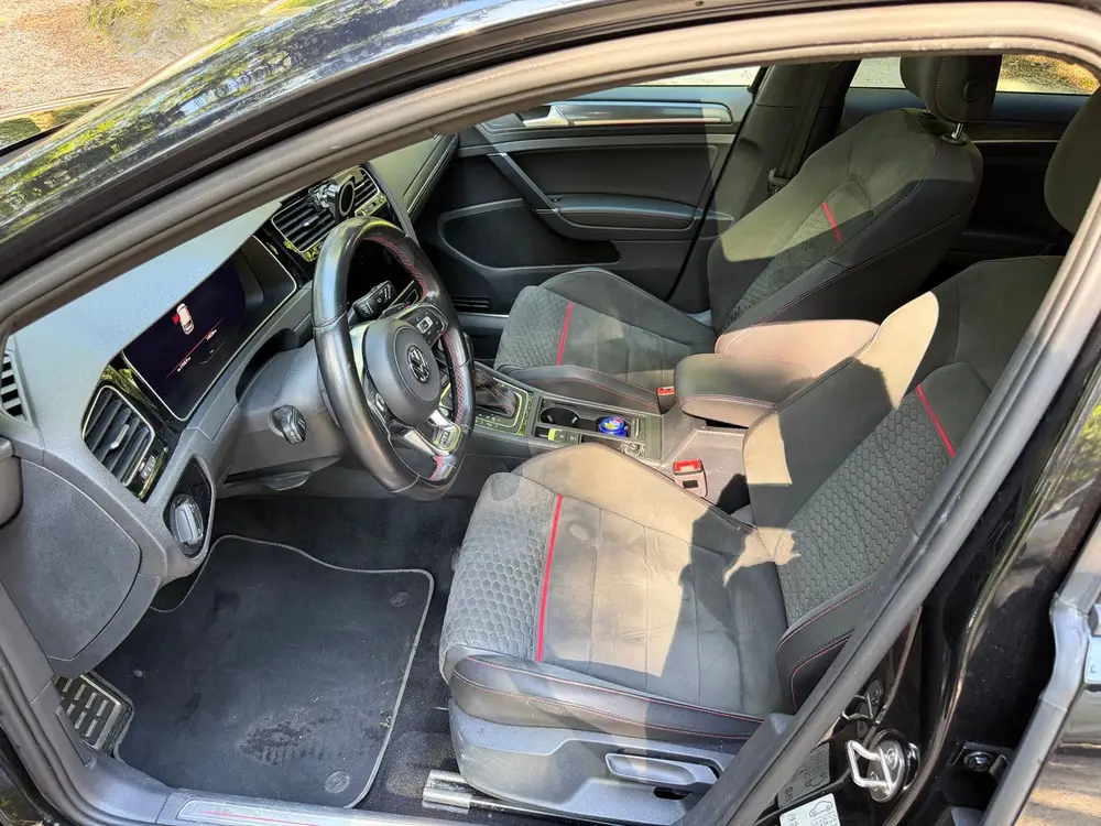 Volkswagen Golf 2.0 TSI 245pk 7-DSG 2019 Zwart uit 2019, foto 6