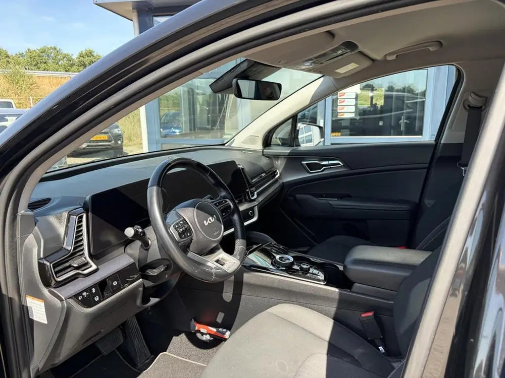 Kia Sportage 1.6 T-GDi Hybrid DynamicLine Automaat! uit 2022, foto 2