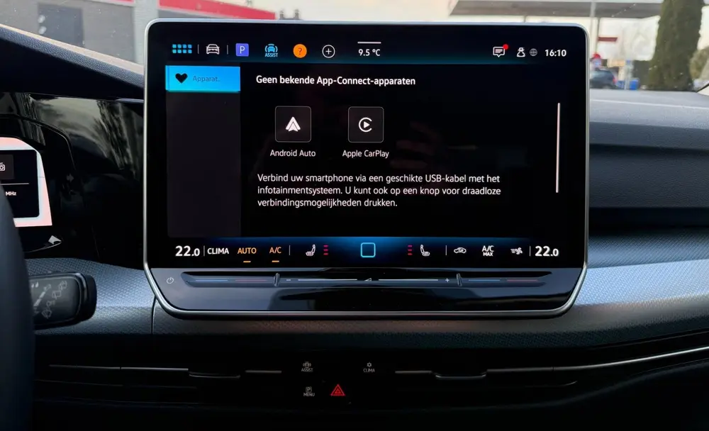 Volkswagen Golf 1.5 eTSI Life Edition uit 2024, foto 10