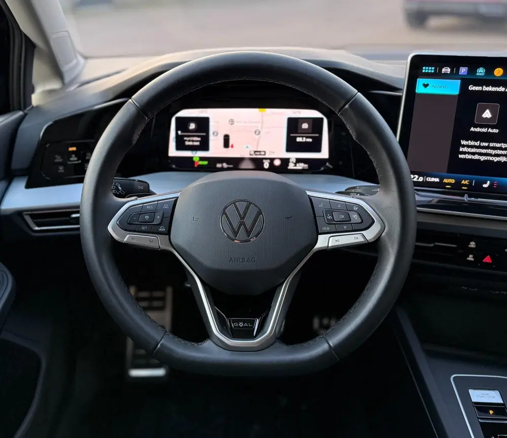 Volkswagen Golf 1.5 eTSI Life Edition uit 2024, foto 18