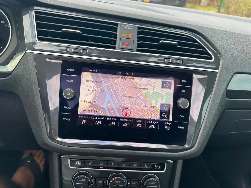 Volkswagen TIGUAN 2.0 TSI 4Motion Highline Business R uit 2019, foto 16