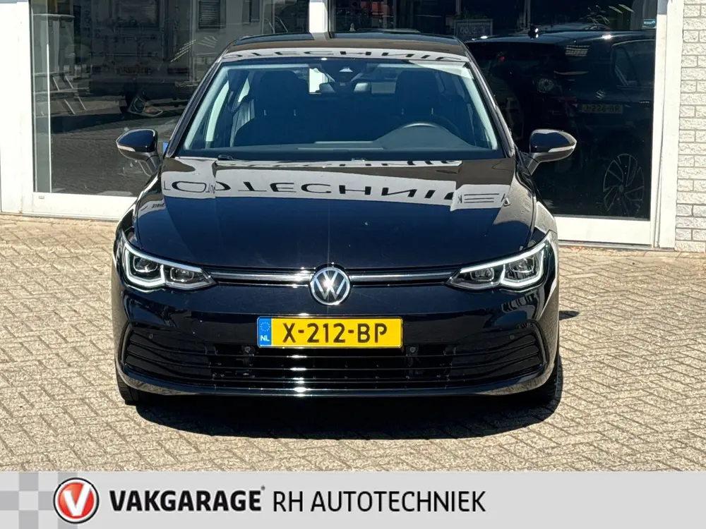 Volkswagen Golf 1.4 eHybrid Style uit 2021, foto 3