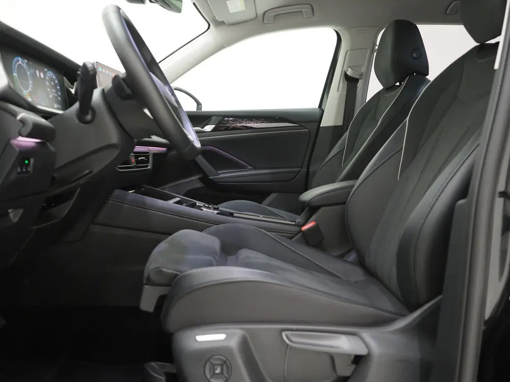 Volkswagen Tayron 1.5 eHybrid Elegance 204PK | Leder/Alcanta uit 2025, foto 18