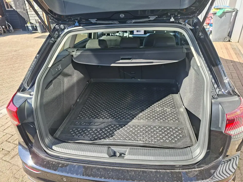 Volkswagen Golf Variant 1.5 TSI Virtual Apple car. Stoelverw uit 2021, foto 18