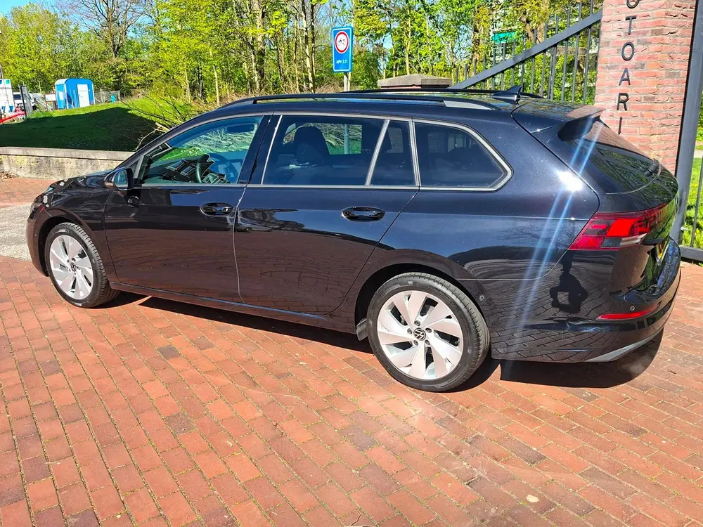Volkswagen Golf Variant 1.5 TSI Virtual Apple car. Stoelverw uit 2021, foto 2
