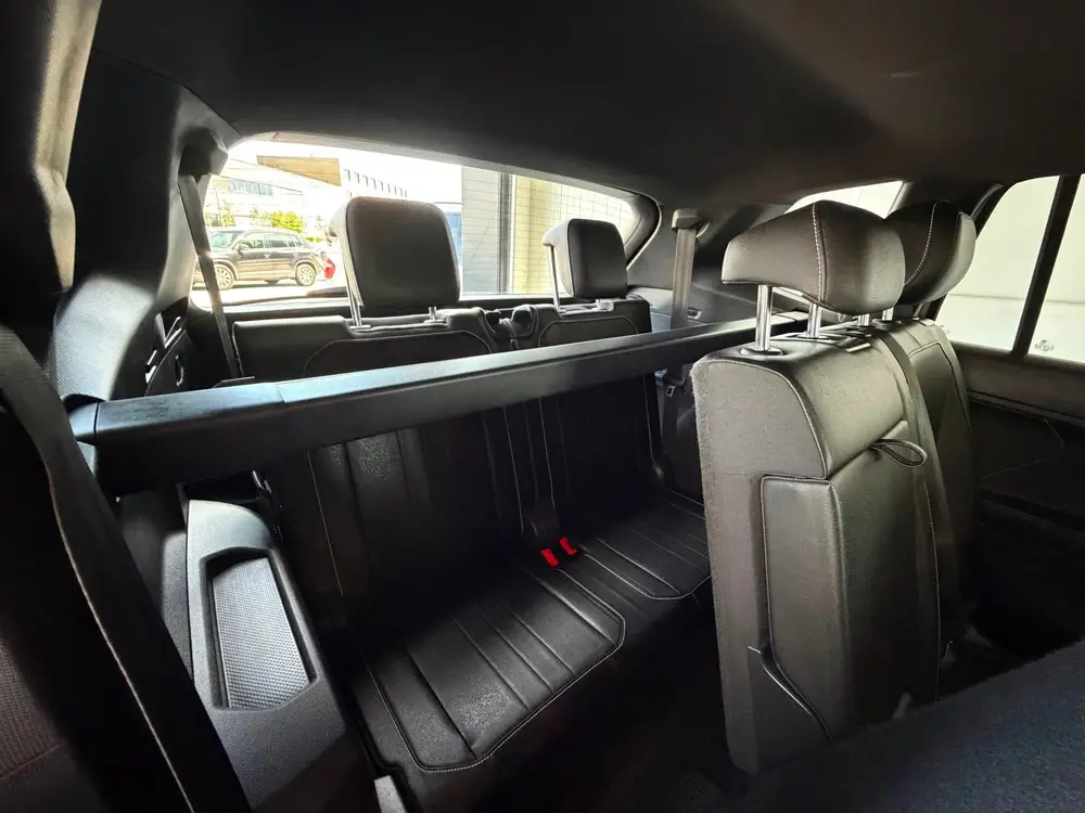 Volkswagen Tiguan Allspace 2.0 SE TSI R-Line 7p. Amerikaanse uit 2023, foto 13