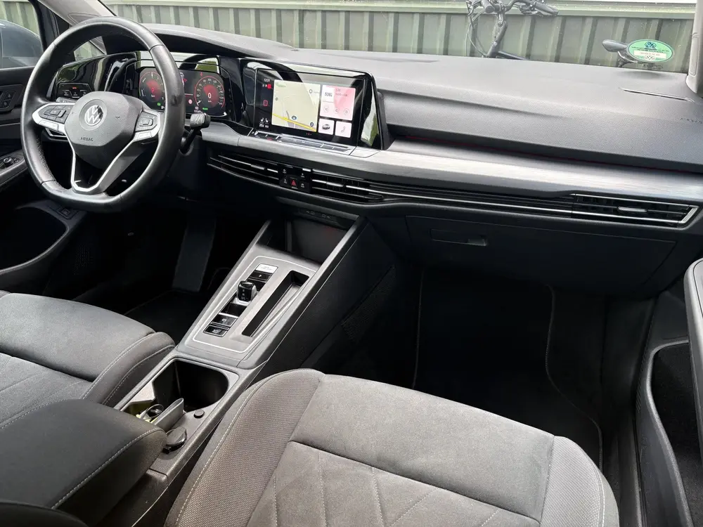 Volkswagen Golf 1.4 eHybrid Style (bj 2022, automaat) uit 2022, foto 6