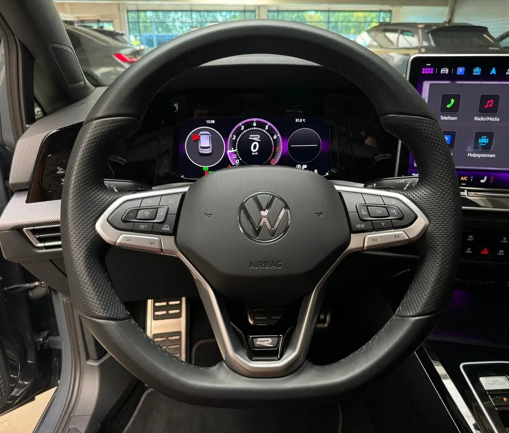 Volkswagen Golf 1.5 eTSI Pano|HuD|Trekhaak|360 Camera|Keyles uit 2025, foto 16