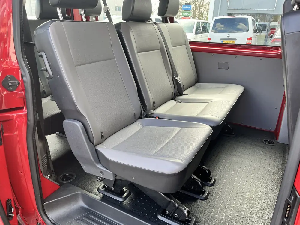 Volkswagen Transporter Kombi 2.0 TDI L1H1 Comfortline 13999E uit 2022, foto 17