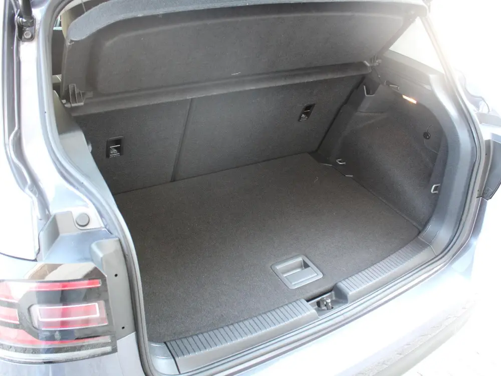 Volkswagen T-Cross 1.0 TSI Style | APPLE CARPLAY / ANDROID A uit 2023, foto 18