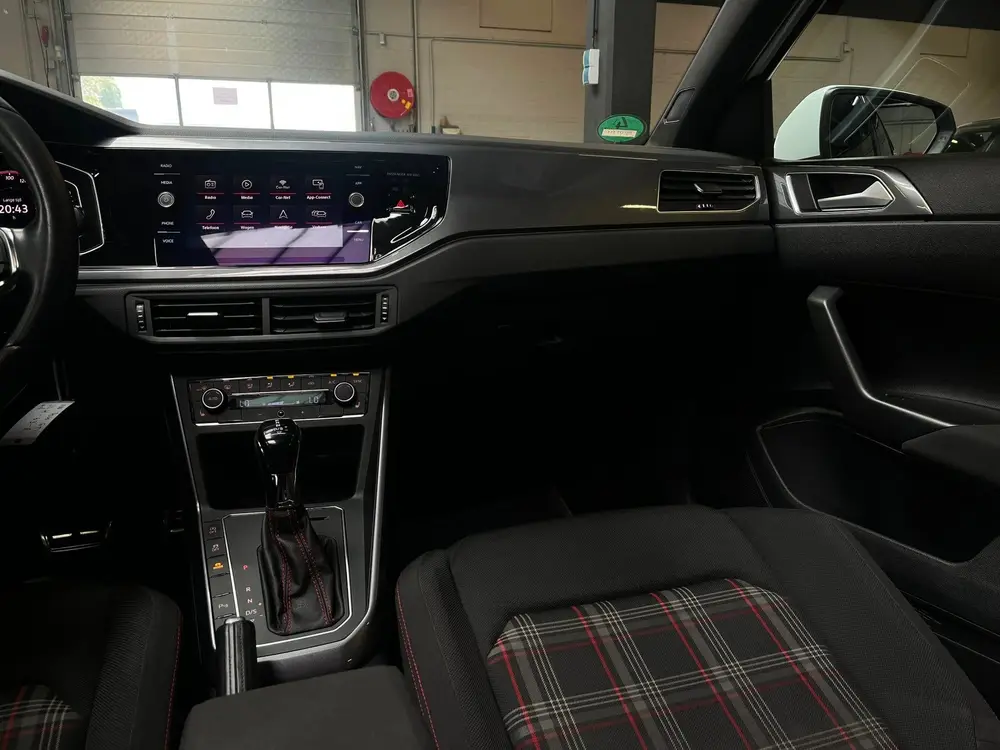 Volkswagen POLO 2.0 TSI GTI Virtual/Pano/Carplay uit 2019, foto 19