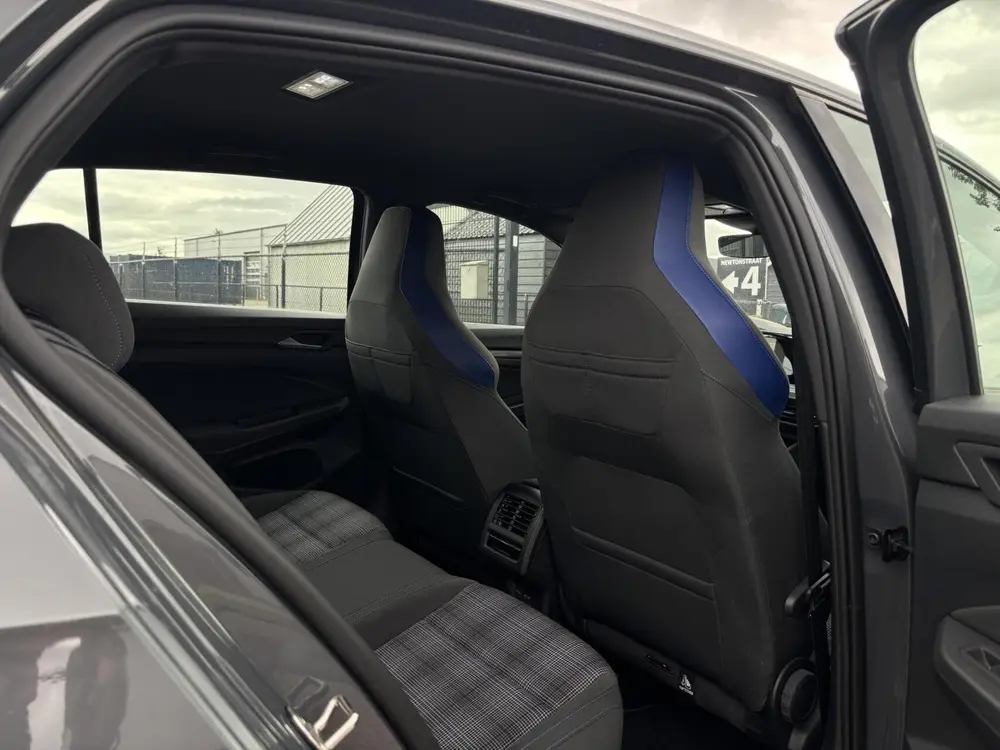 Volkswagen Golf 1.4 eHybrid GTE trekhaak acc apple carplay uit 2021, foto 9